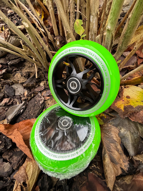 Blunt scooters wheel Black/Green