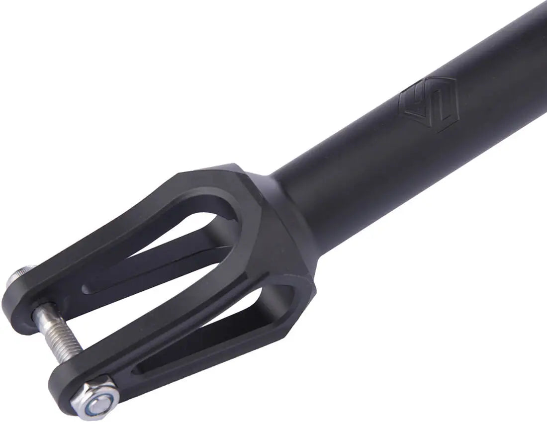 striker gravis SCS/HIC Pro Scooter Fork (black)